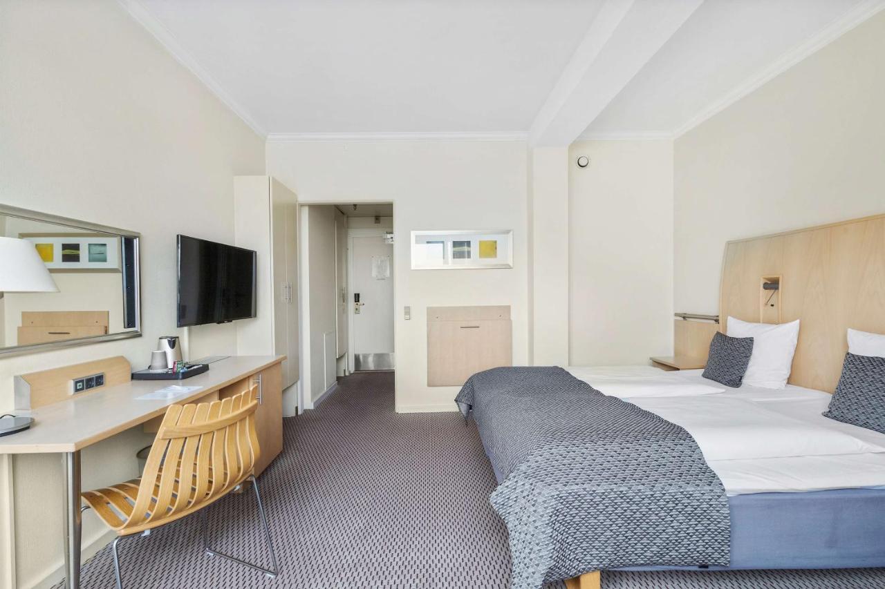 Best Western Plus Airport Hotel Copenaghen Esterno foto