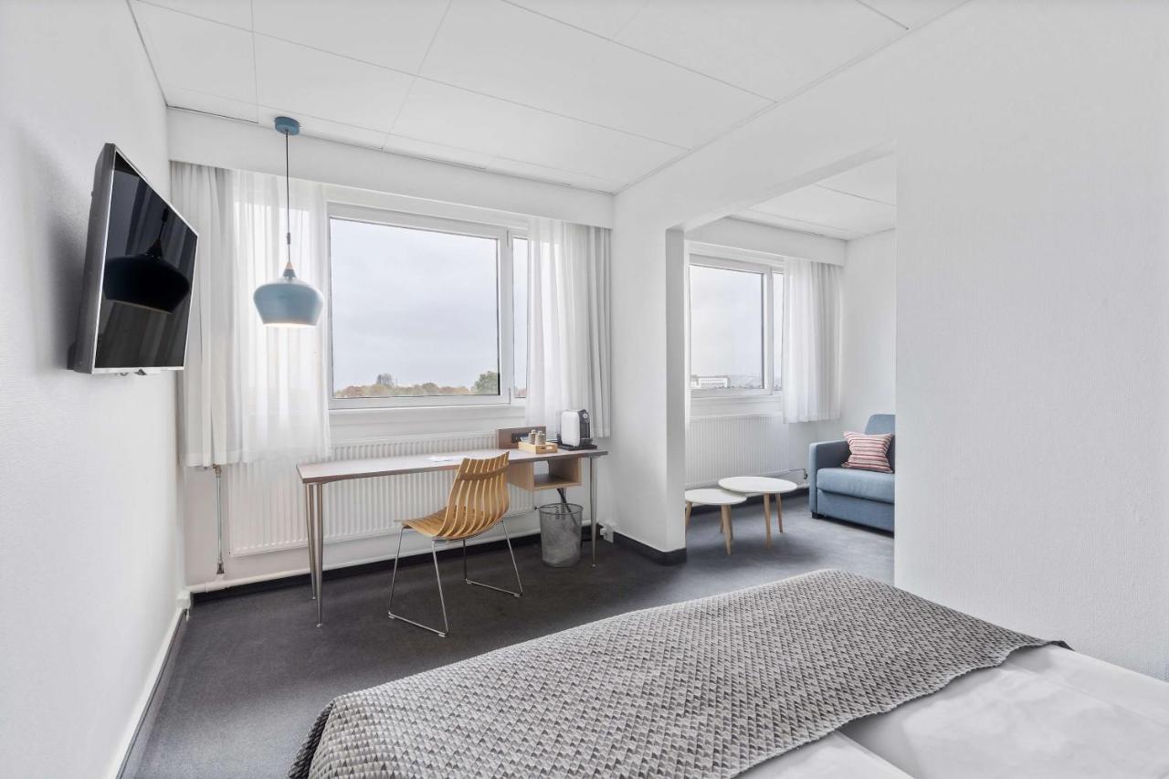 Best Western Plus Airport Hotel Copenaghen Esterno foto