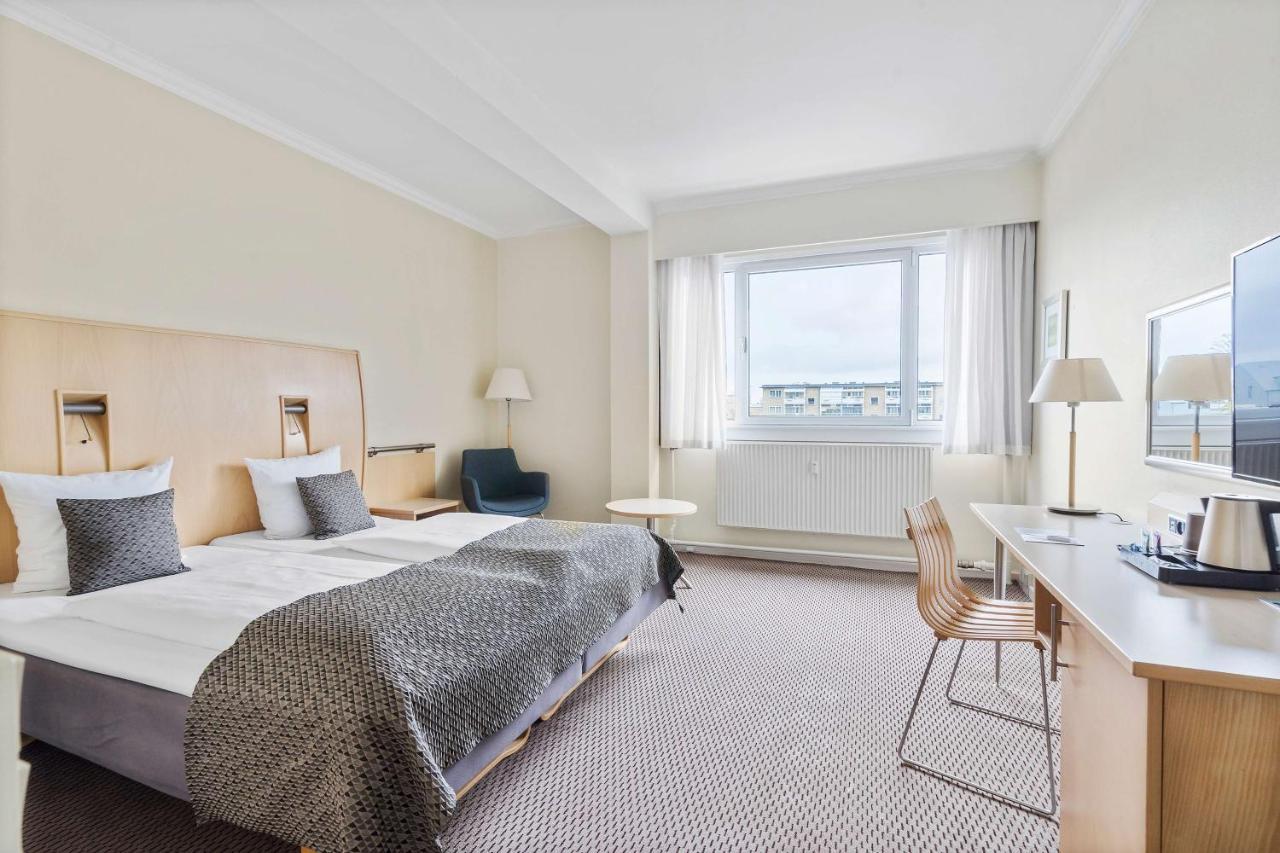 Best Western Plus Airport Hotel Copenaghen Esterno foto